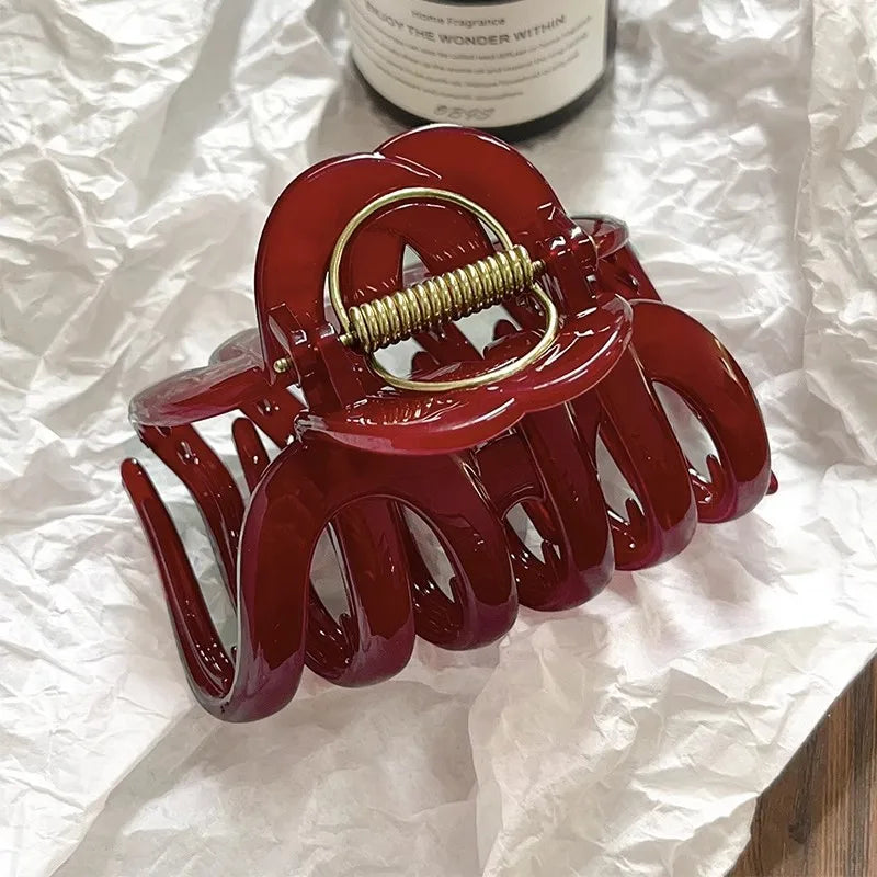 Elegant Multi-Layer Hair Claw – Distinctive Design for Refined Women