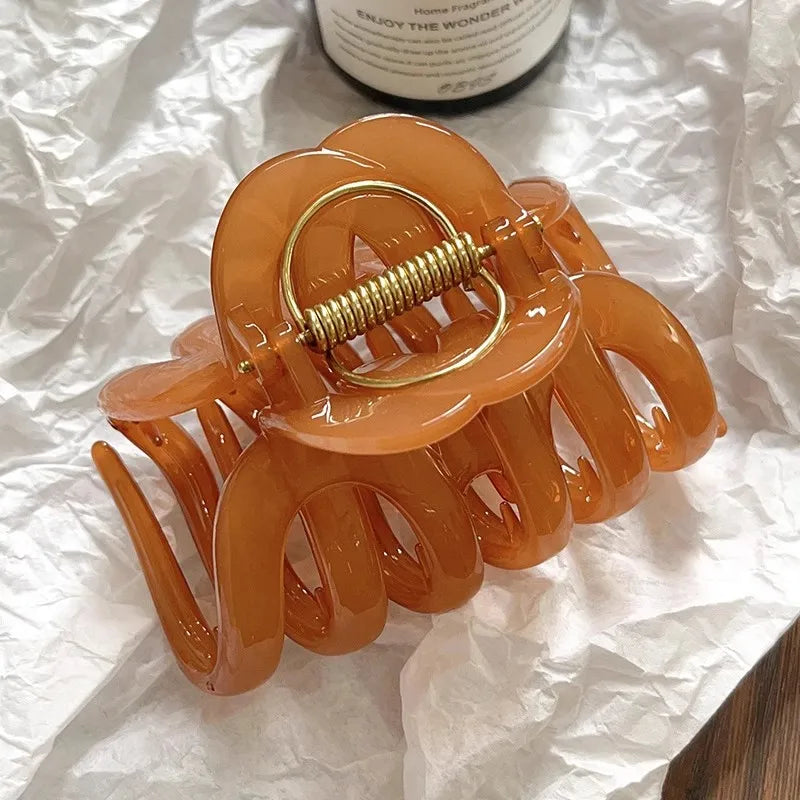 Elegant Multi-Layer Hair Claw – Distinctive Design for Refined Women